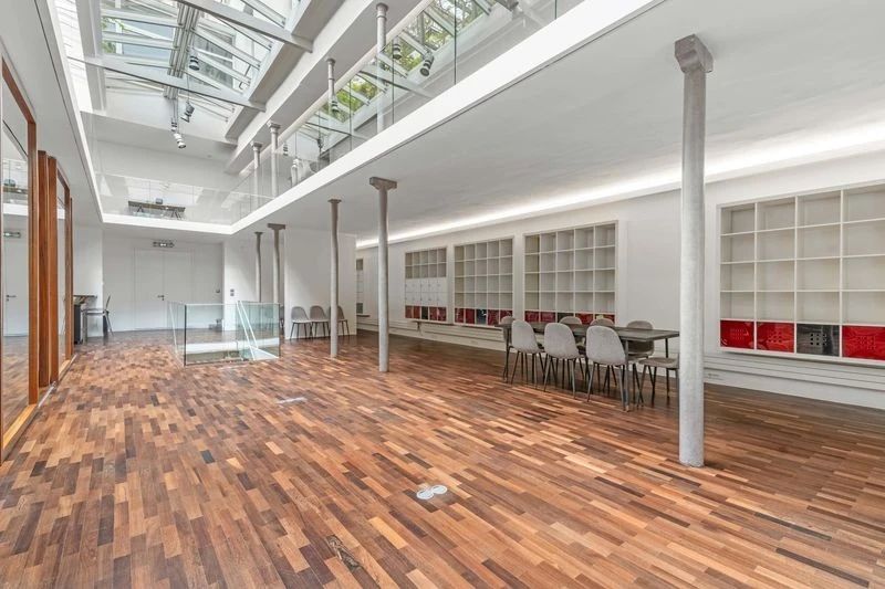 Bureau opéré · 38 à 44 postes · rue Meslay, Paris 3e — photo 3/11