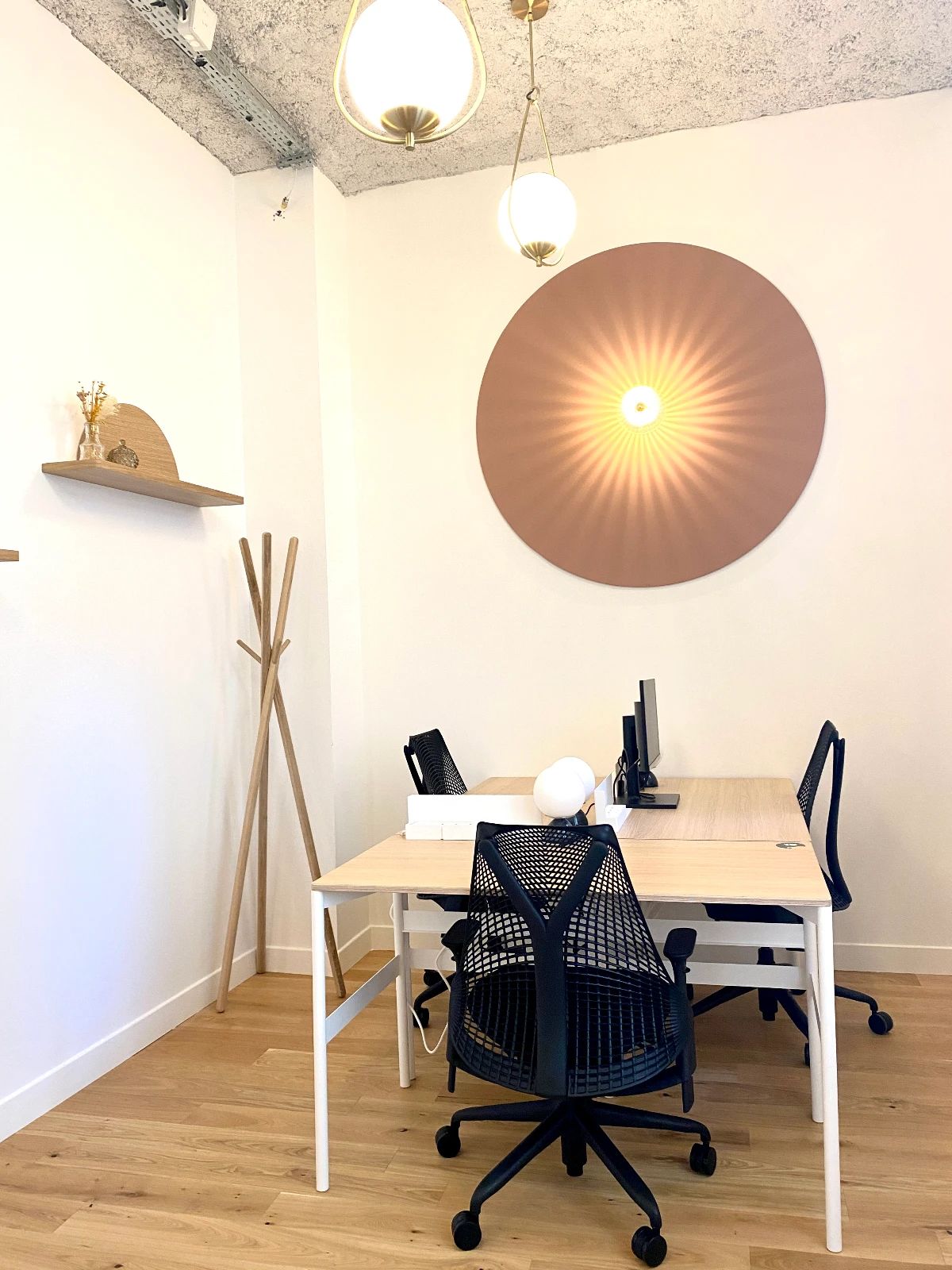 Coworking · 20 postes · place de la Gare des Vallées, La Garenne-Colombes — photo 4/19