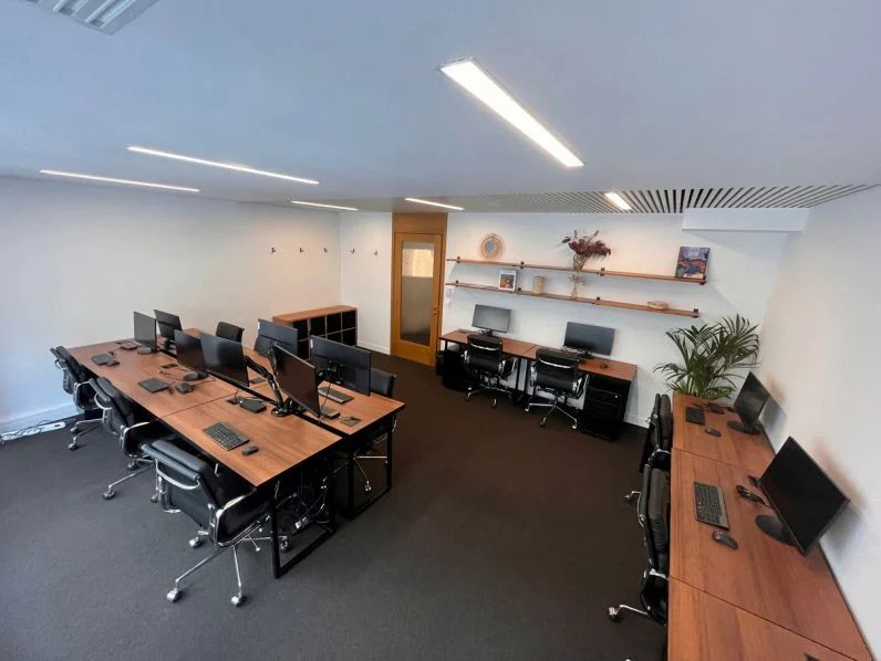 Coworking · 530 postes · rue du Quatre Septembre, Paris 2e — photo 6/8