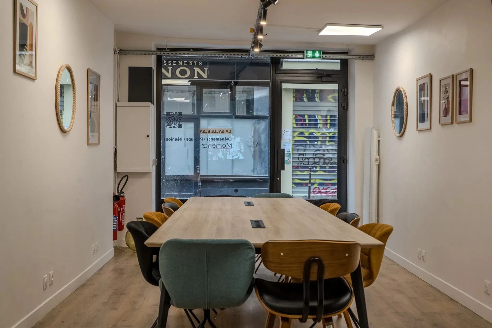 Bureau opéré · 4 à 8 postes · rue de Montmorency, Paris 3e — photo 2/6