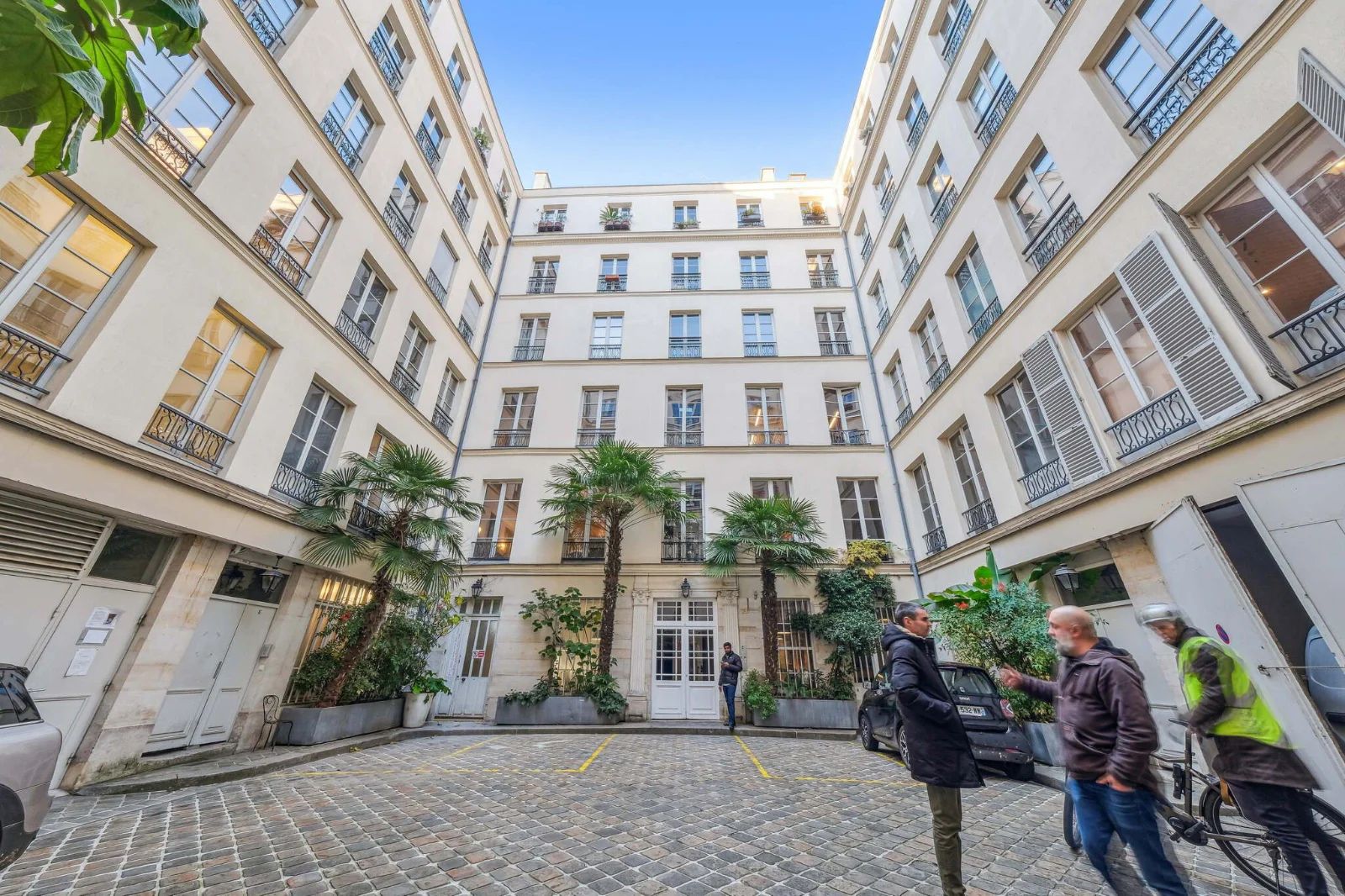 Bureau opéré · 20 postes · rue de Provence, Paris 9e — photo 2/11