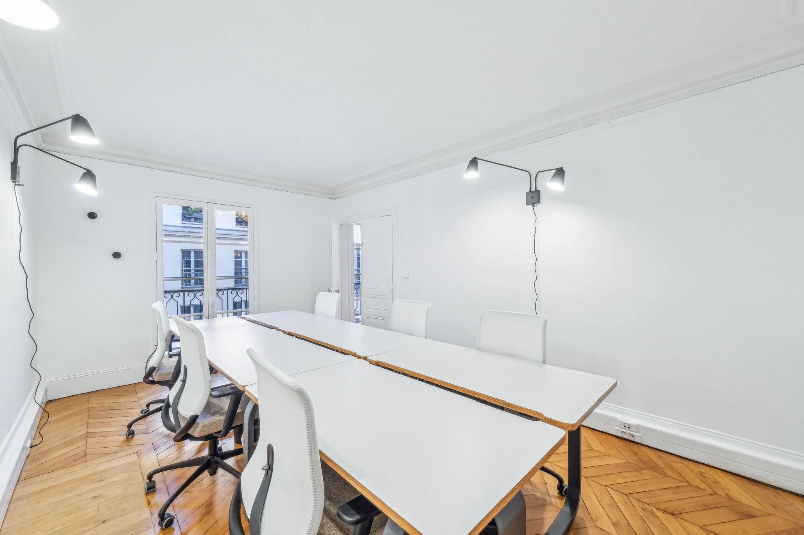 Bureau opéré · 20 postes · rue de Provence, Paris 9e — photo 3/11
