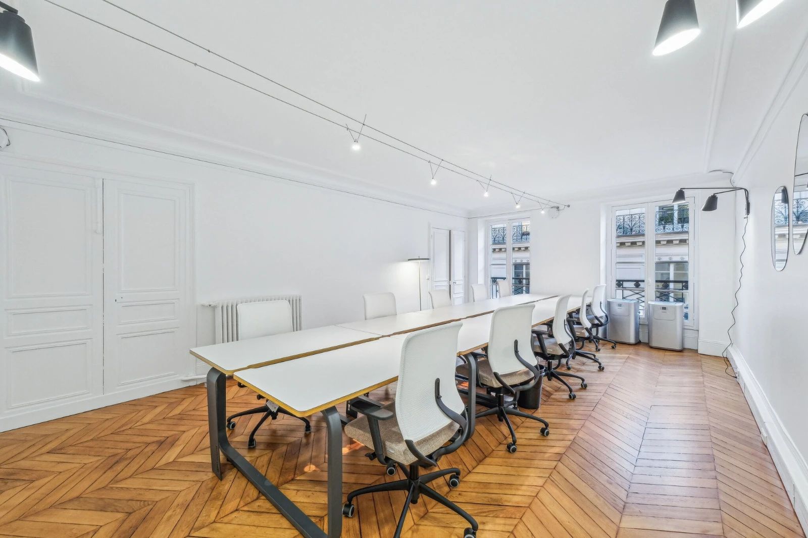 Bureau opéré · 20 postes · rue de Provence, Paris 9e — photo 6/11