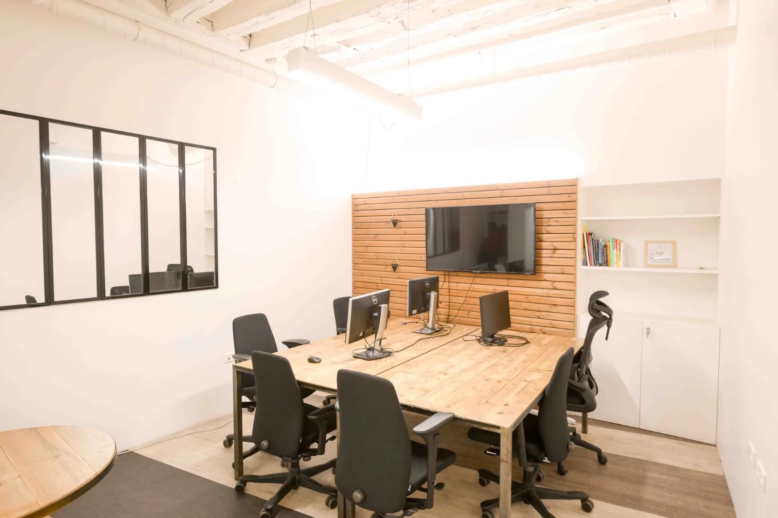 5 rue du Cloître Saint-Merri, bureau flexible à 75004 Paris — photo 1/6