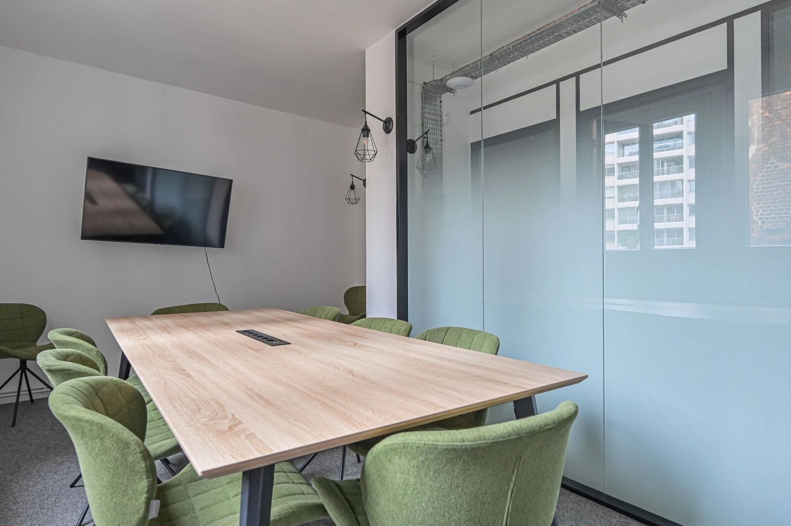 Bureau opéré · 30 à 35 postes · rue Louis Blanc, Paris 10e — photo 6/22