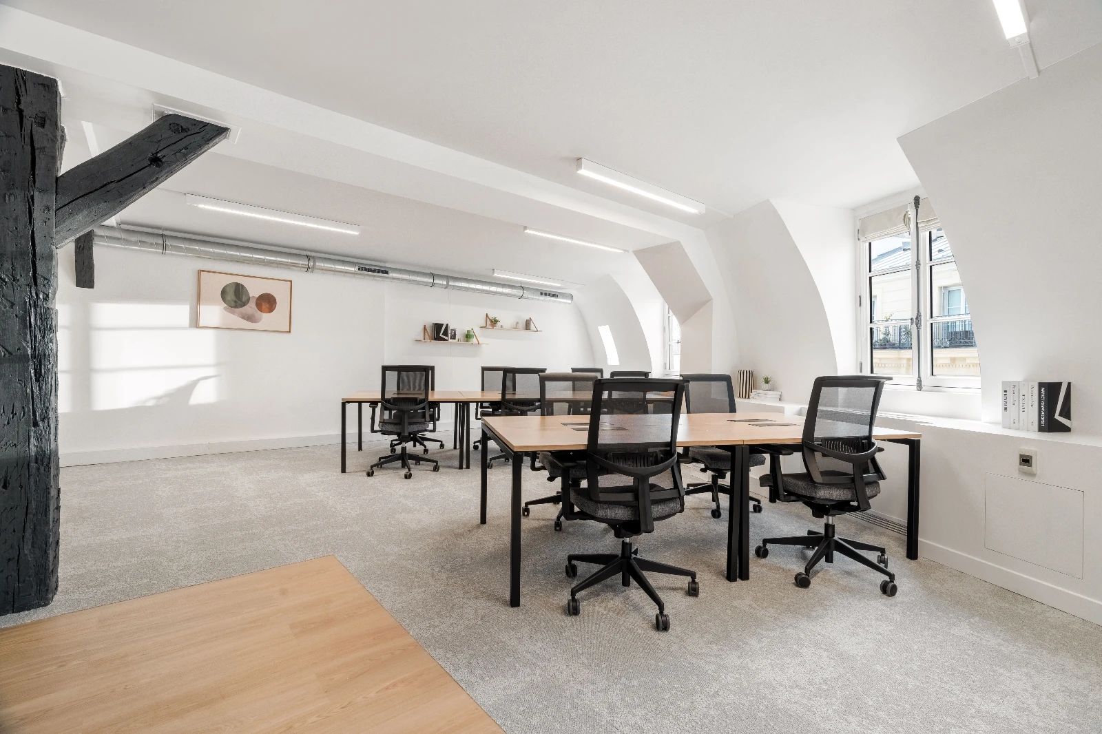 Bureau opéré · 50 à 56 postes · rue du Faubourg Saint-Antoine, Paris 12e — photo 3/21