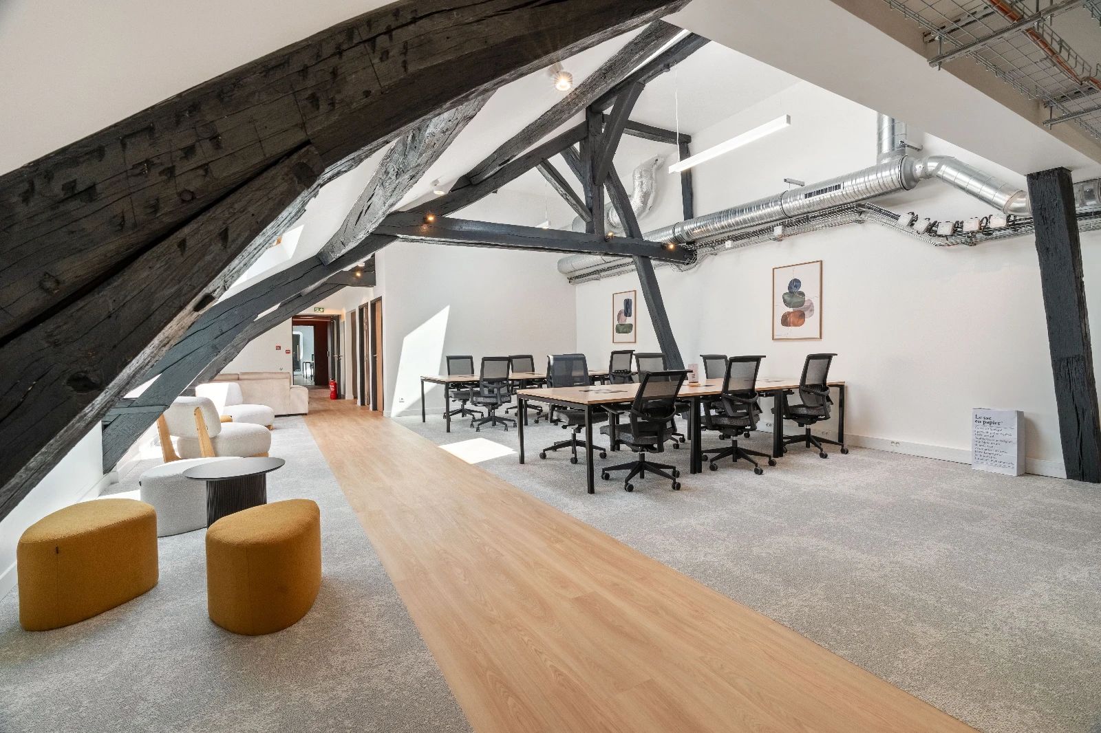 Bureau opéré · 50 à 56 postes · rue du Faubourg Saint-Antoine, Paris 12e — photo 13/21