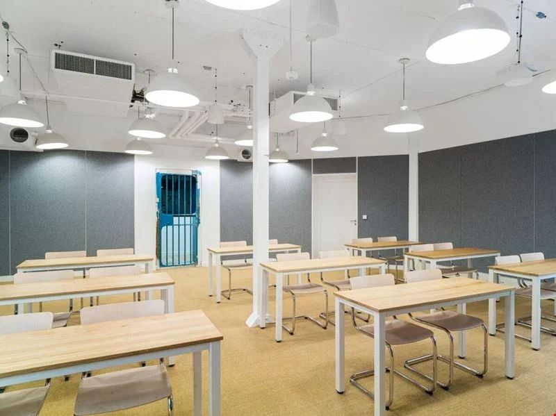 Coworking · 300 postes · rue la Fayette, Paris 9e — photo 3/6