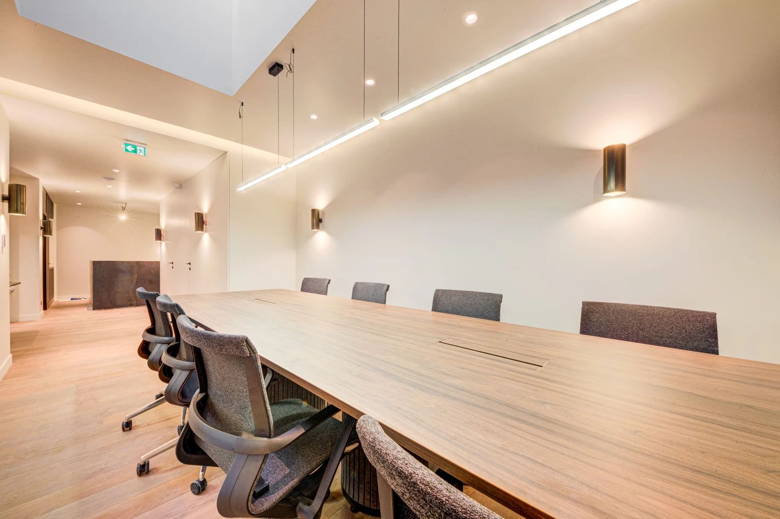 Bureau opéré · 24 postes · rue Oberkampf, Paris 11e — photo 4/22