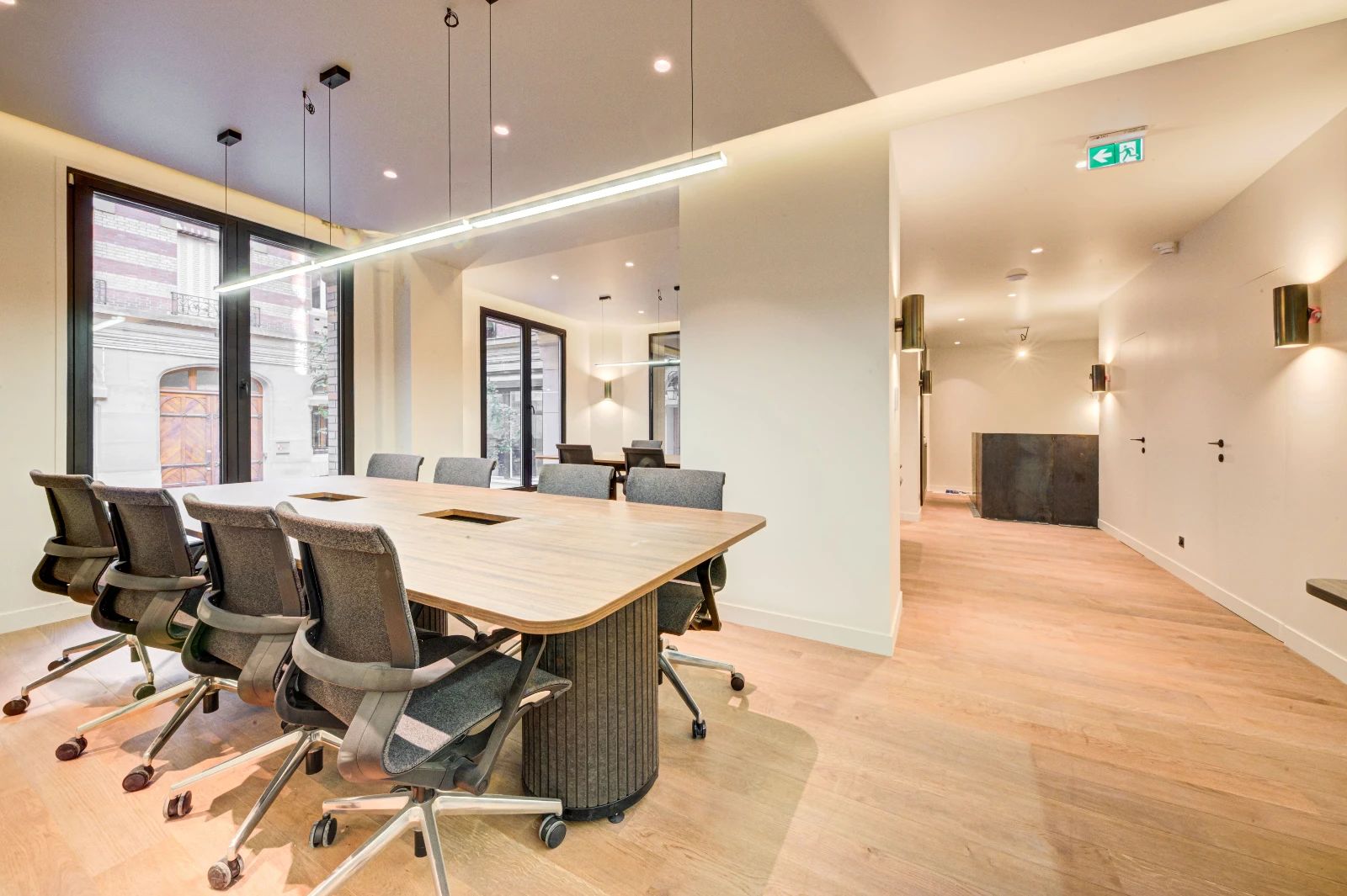 Bureau opéré · 24 postes · rue Oberkampf, Paris 11e — photo 6/22