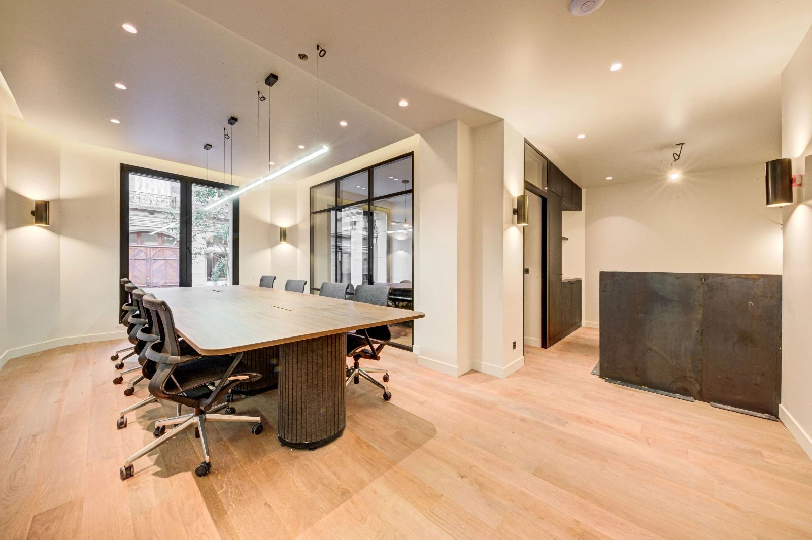 Bureau opéré · 24 postes · rue Oberkampf, Paris 11e — photo 12/22