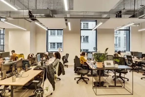 Coworking · 1 poste · rue de Navarin, Paris 9e — photo 5/9