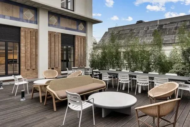 Coworking · 1 poste · rue de Navarin, Paris 9e — photo 9/9