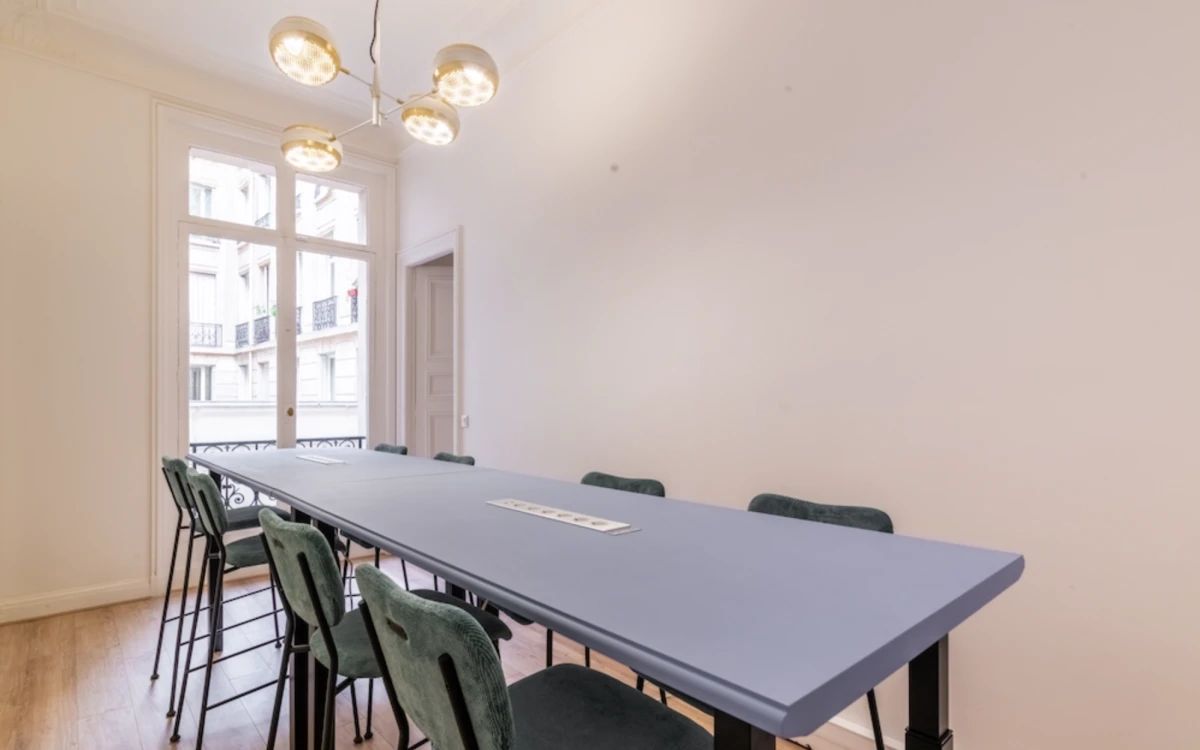 Bureau opéré · 80 à 100 postes · rue Auber, Paris 9e — photo 6/19