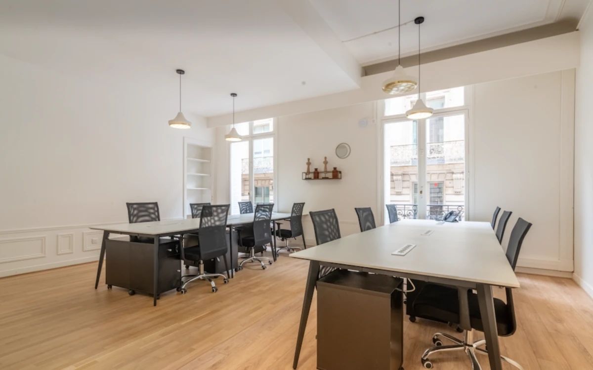 Bureau opéré · 80 à 100 postes · rue Auber, Paris 9e — photo 7/19