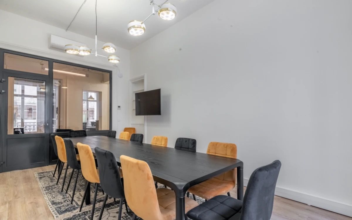 Bureau opéré · 80 à 100 postes · rue Auber, Paris 9e — photo 10/19