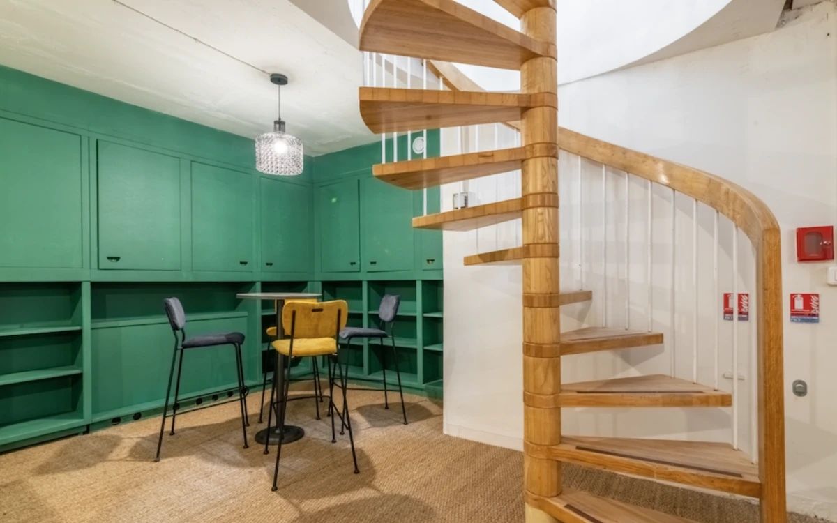 Bureau opéré · 80 à 100 postes · rue Auber, Paris 9e — photo 13/19