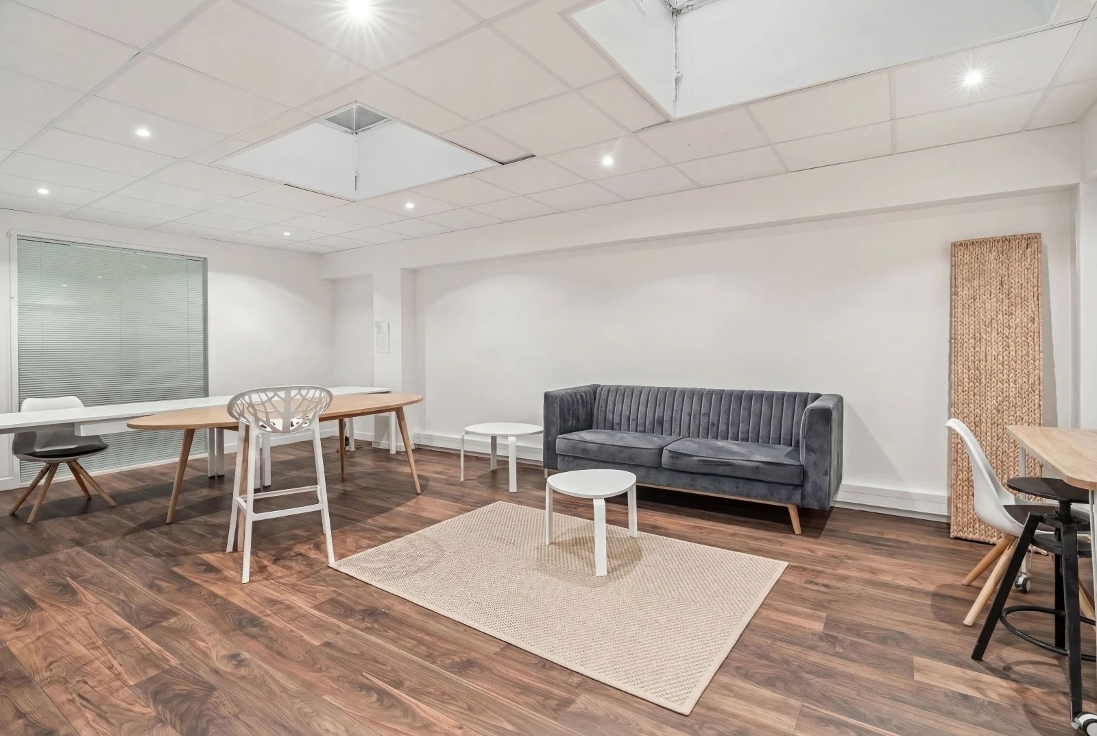 Bureau opéré · 8 à 10 postes · rue Saint-Charles, Paris 15e — photo 5/6
