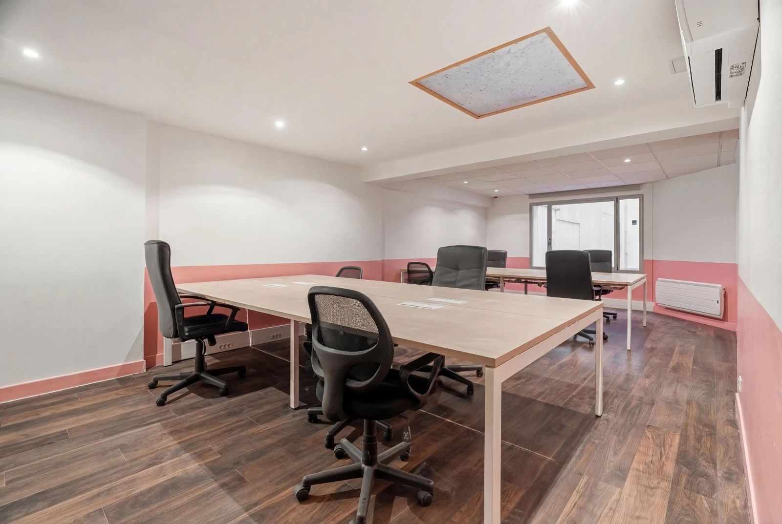 Bureau opéré · 8 à 10 postes · rue Saint-Charles, Paris 15e — photo 6/6