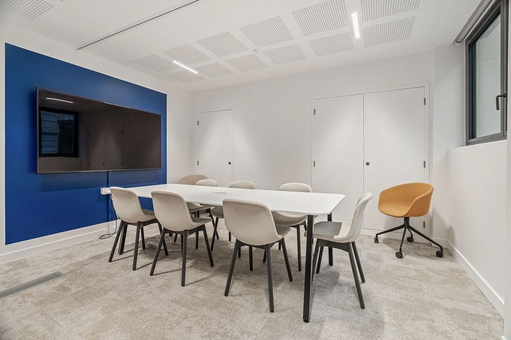 Bureau opéré · 50 à 55 postes · rue de la Victoire, Paris 9e — photo 3/23