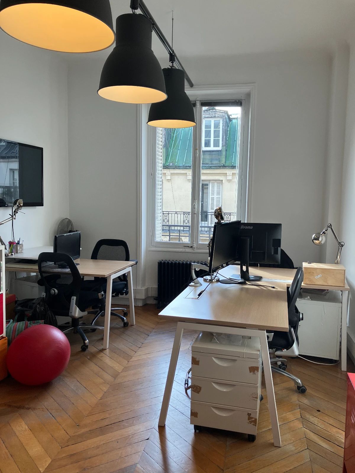 Bureau opéré · 8 à 10 postes · rue du Faubourg Poissonnière, Paris 10e — photo 6/7