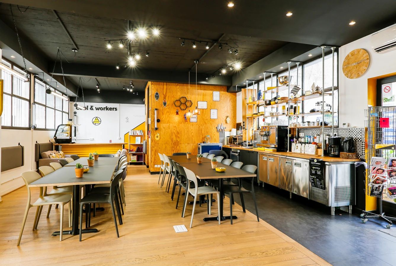 Coworking · 50 postes · rue du Dahomey, Paris 11e — photo 2/14