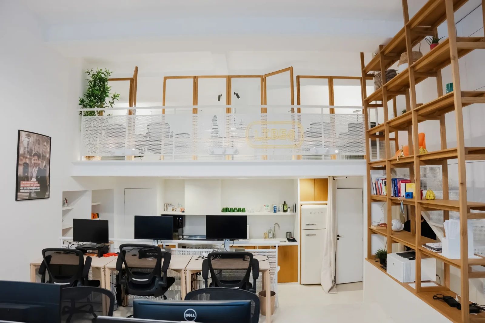 Bureau opéré · 10 à 13 postes · rue du Faubourg Saint-Denis, Paris 10e — photo 2/9