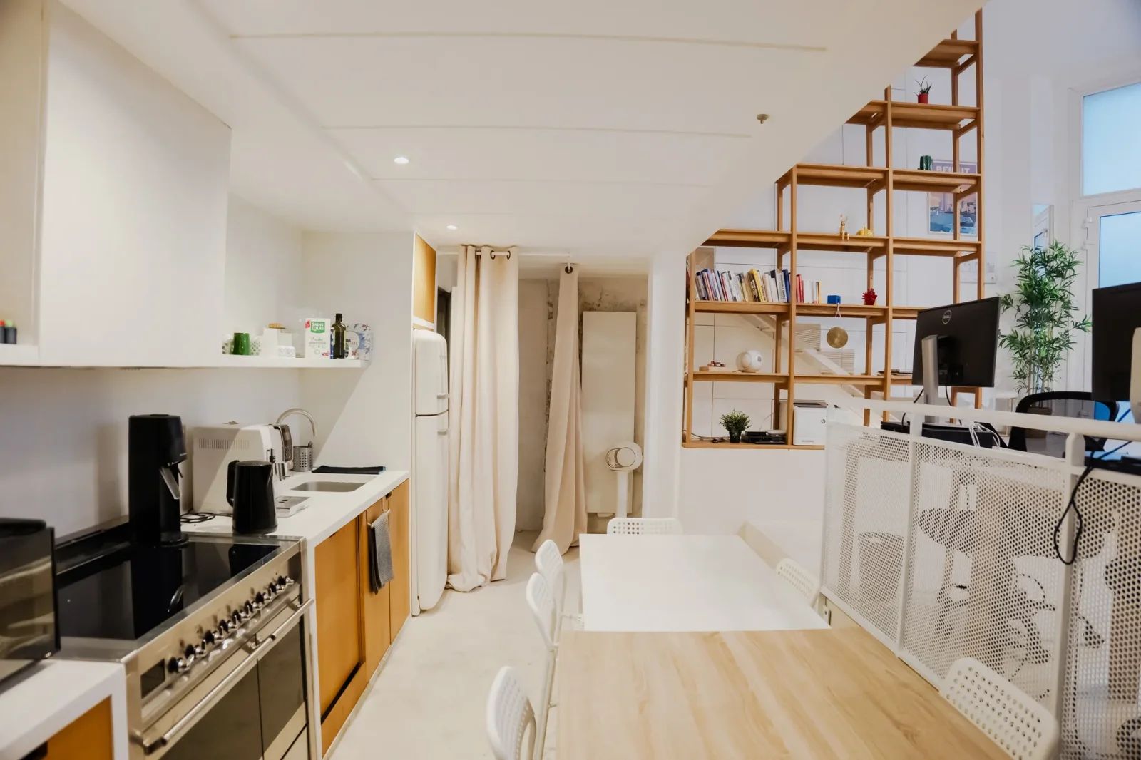 Bureau opéré · 10 à 13 postes · rue du Faubourg Saint-Denis, Paris 10e — photo 4/9