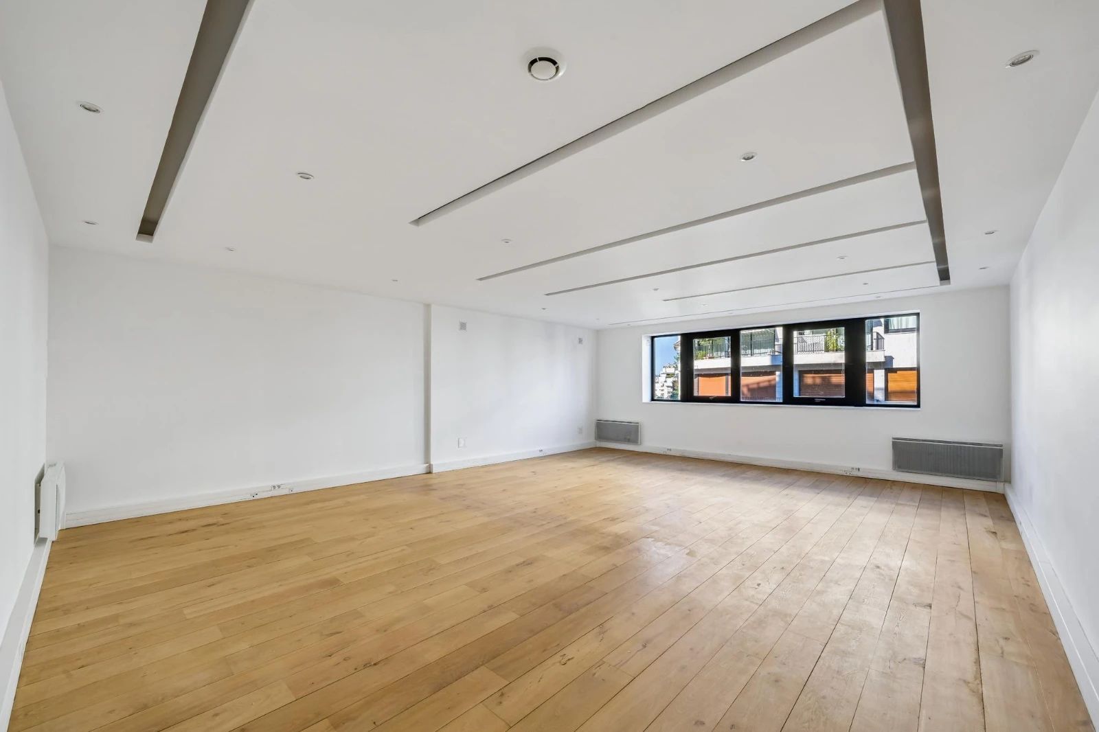 Bureau opéré · 12 à 16 postes · rue Raffet, Paris 16e — photo 7/9