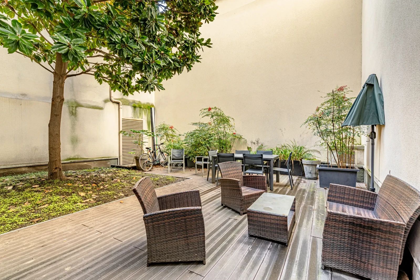 Coworking · 200 postes · rue Marguerite de Rochechouart, Paris 9e — photo 6/28