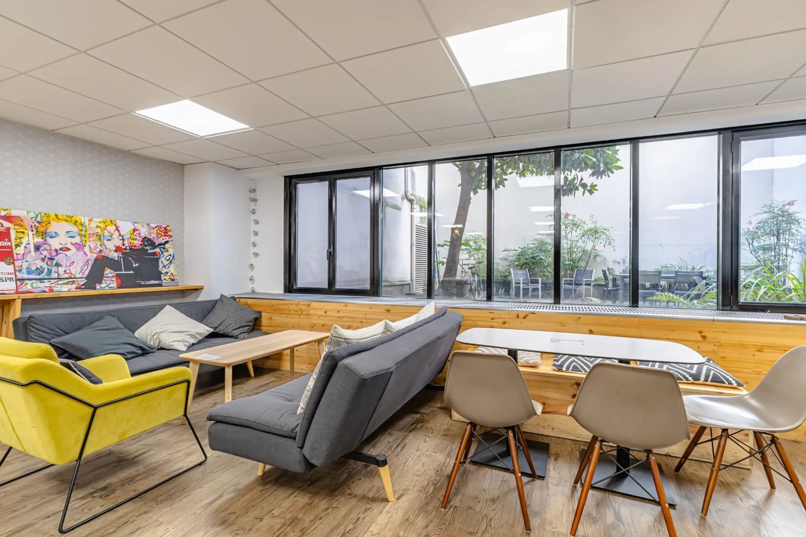 Coworking · 200 postes · rue Marguerite de Rochechouart, Paris 9e — photo 10/28