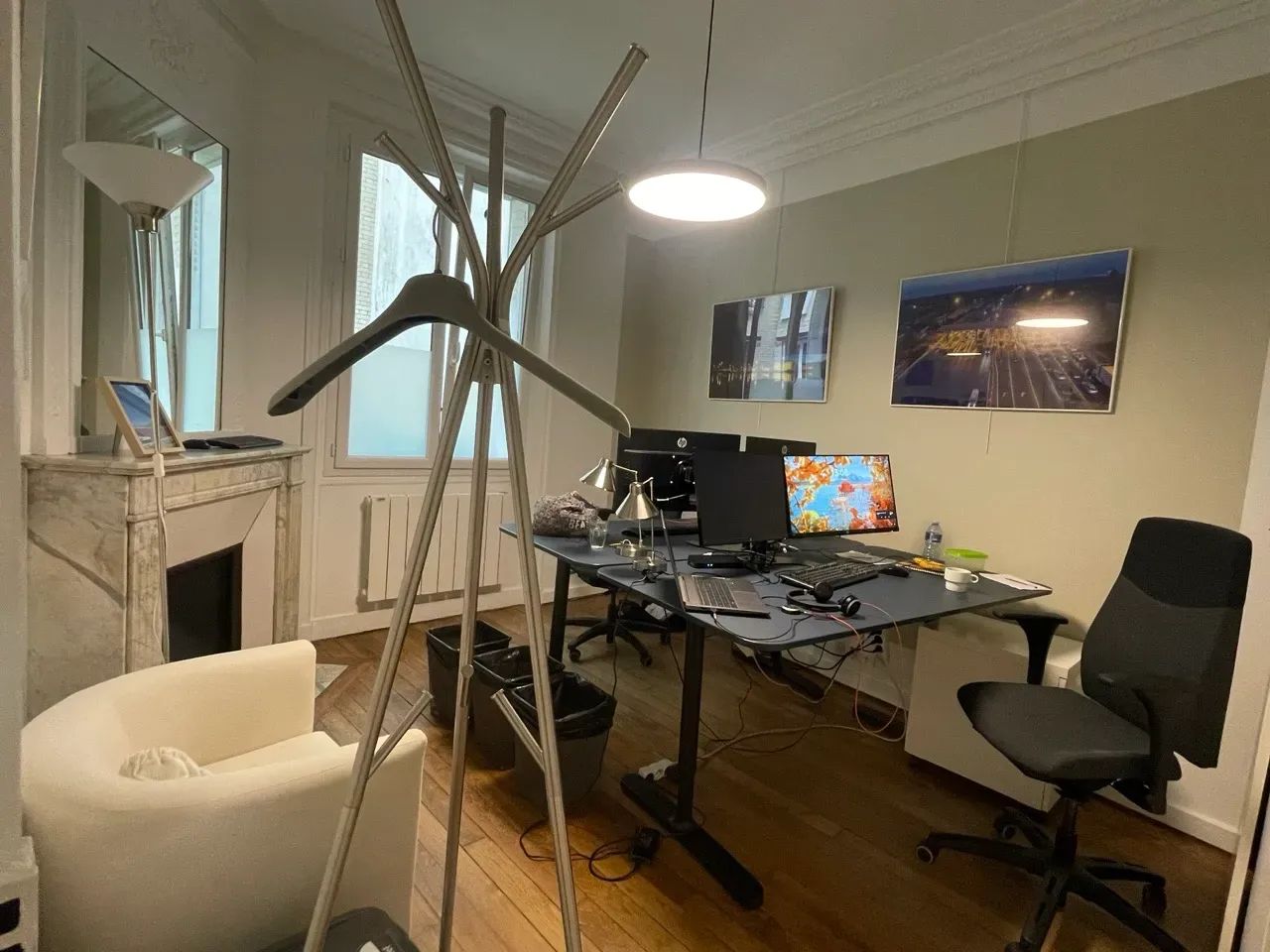 Bureau opéré · 1 à 10 postes · square Georges Lesage, Paris 12e — photo 3/5