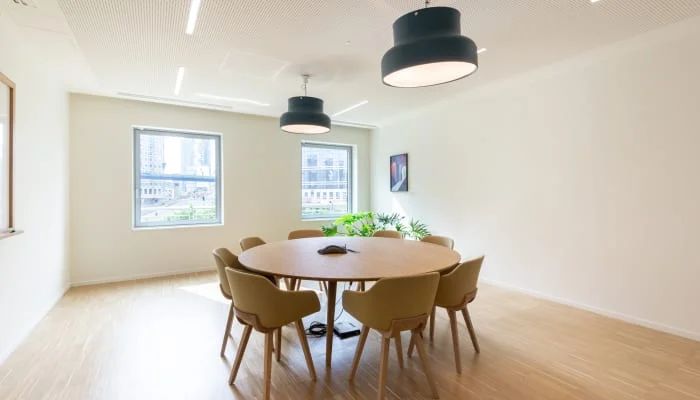 Coworking · 1 poste · cours Valmy, Puteaux — photo 3/11