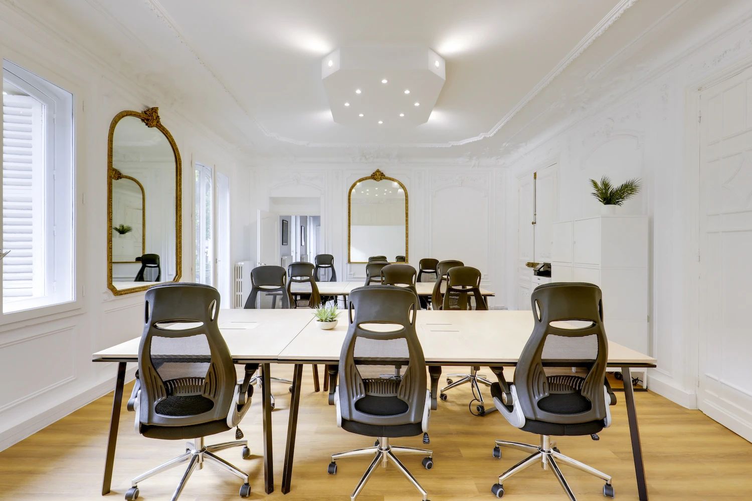 Bureau opéré · 25 à 30 postes · boulevard Malesherbes, Paris 8e — photo 6/8