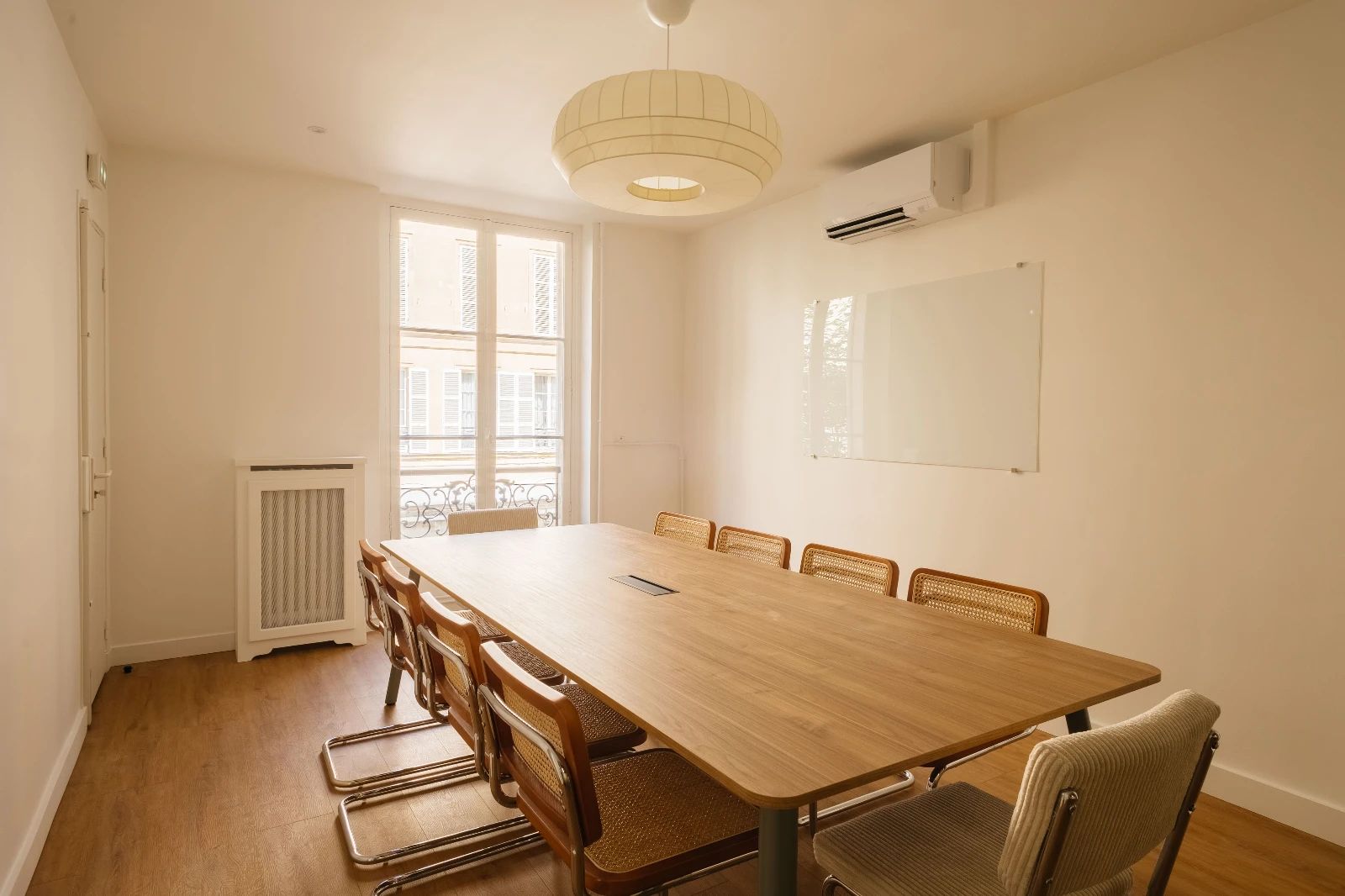 Bureau opéré · 28 à 32 postes · rue Washington, Paris 8e — photo 11/20