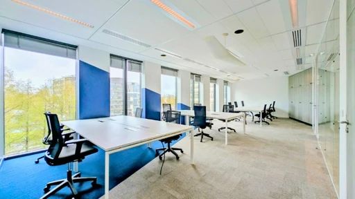 Bureau opéré · 60 à 65 postes · avenue Aristide Briand, Arcueil — photo 1/6