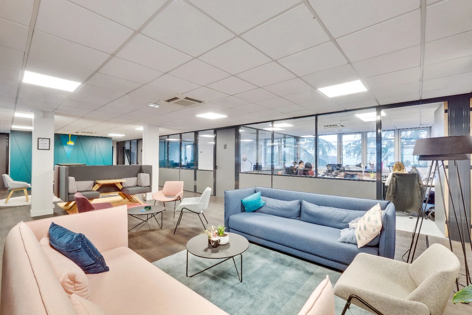 Coworking · 150 postes · rue des Bateliers, Île-de-France — photo 2/22