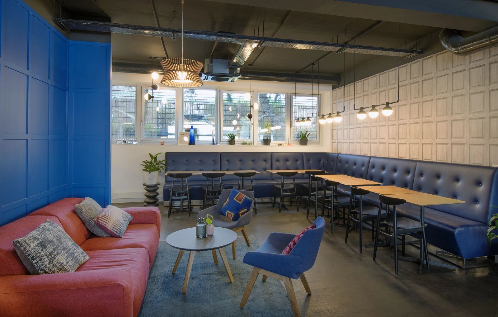 Coworking · 150 postes · rue des Bateliers, Île-de-France — photo 3/22
