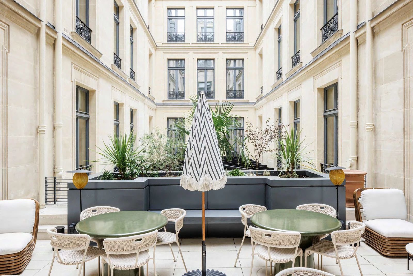 Bureaux d'exception · 1 à 65 postes · rue de la Chaussée-D'antin, Paris 9e — photo 9/9