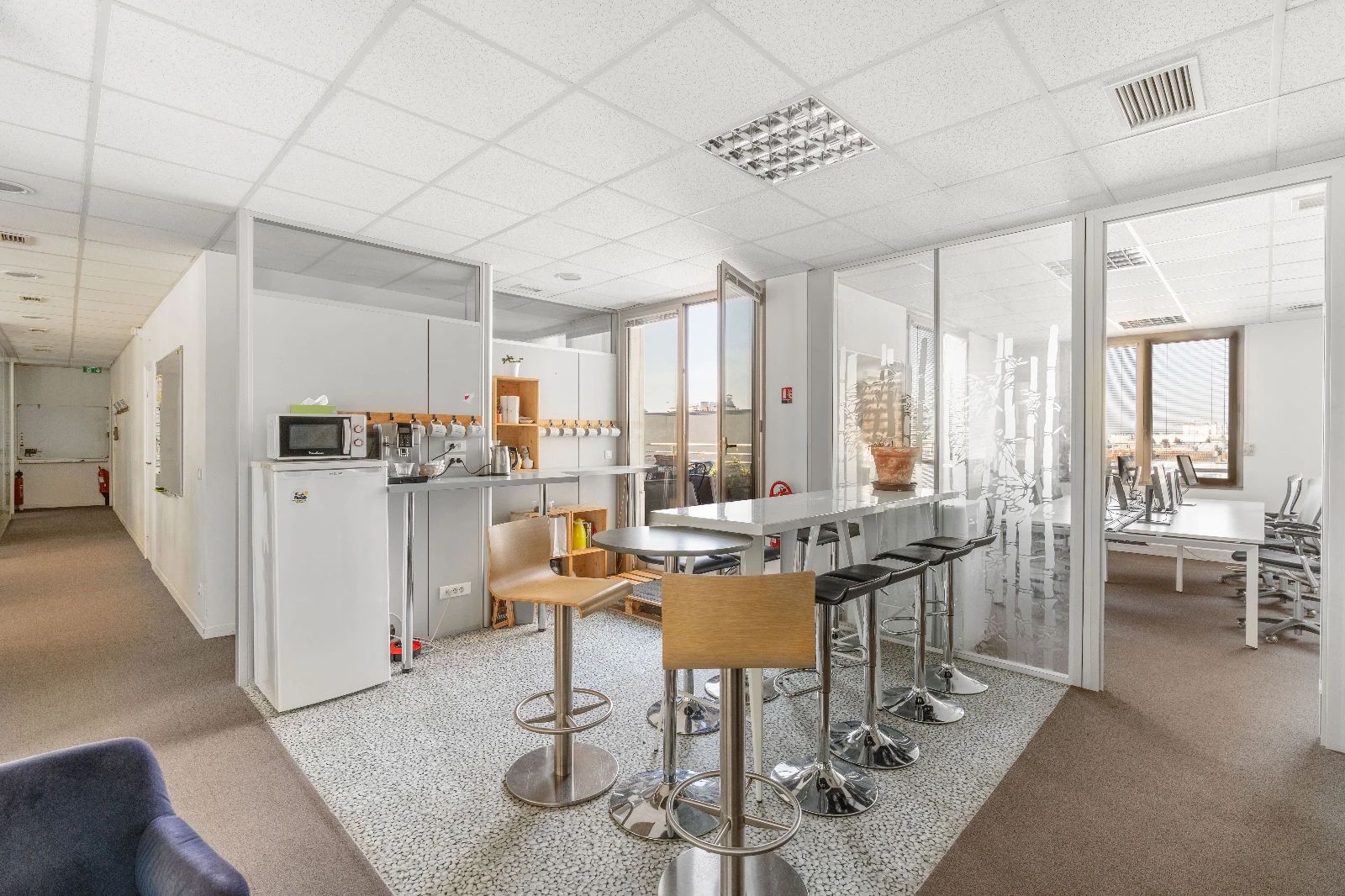 Bureau opéré · 20 à 26 postes · avenue Philippe Auguste, Paris 11e — photo 8/8