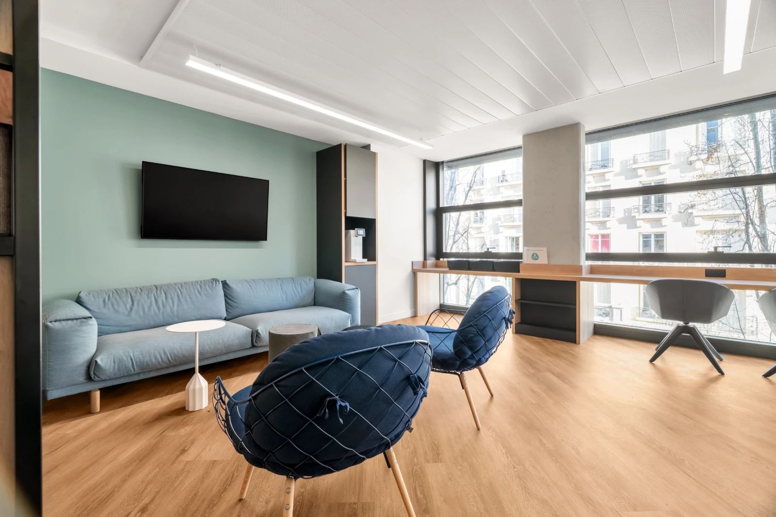 Bureau opéré · 57 à 150 postes · rue d'Héliopolis, Paris 17e — photo 6/10