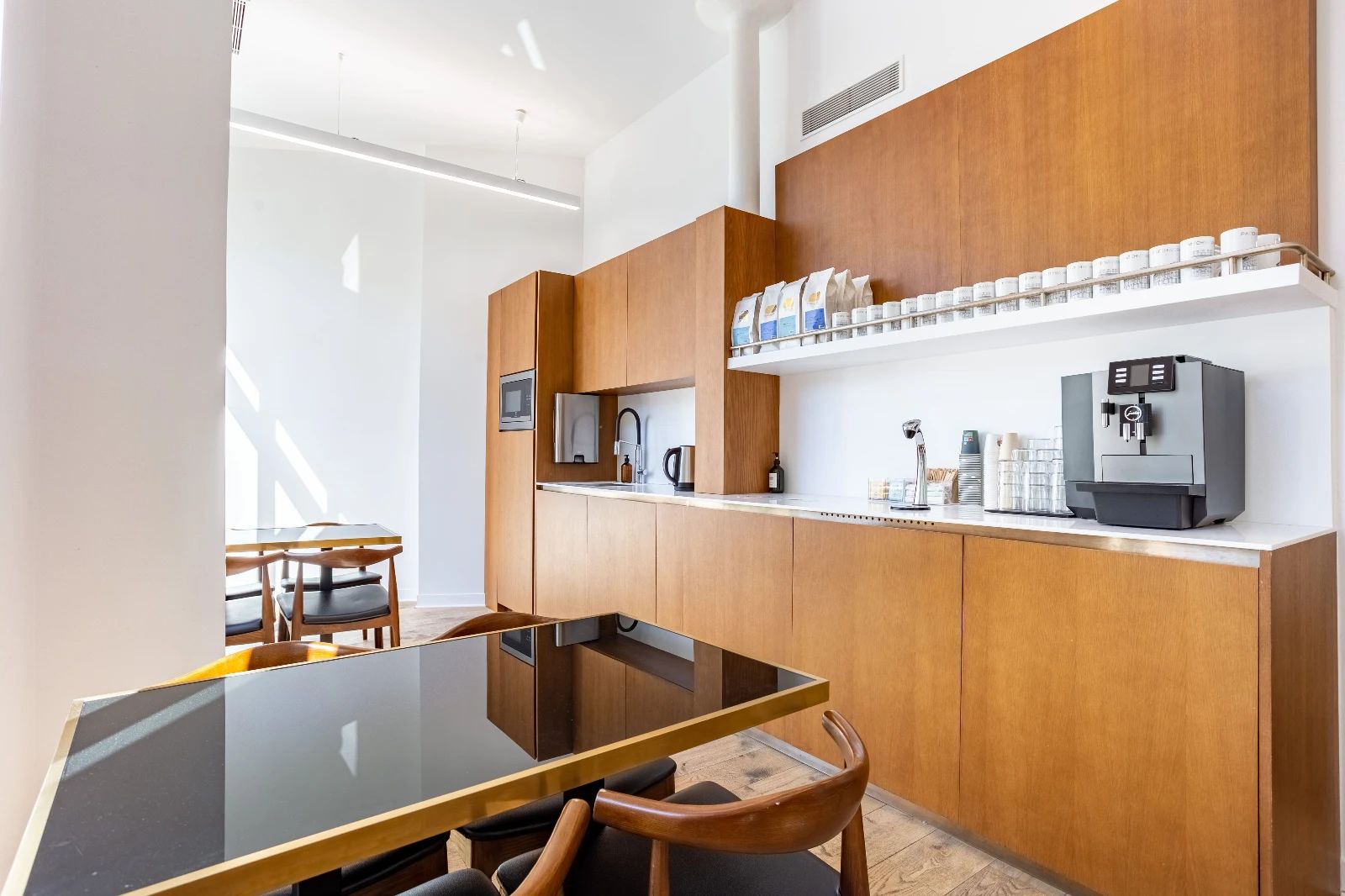 Coworking · 1 à 370 postes · avenue de la République, Paris 11e — photo 10/26