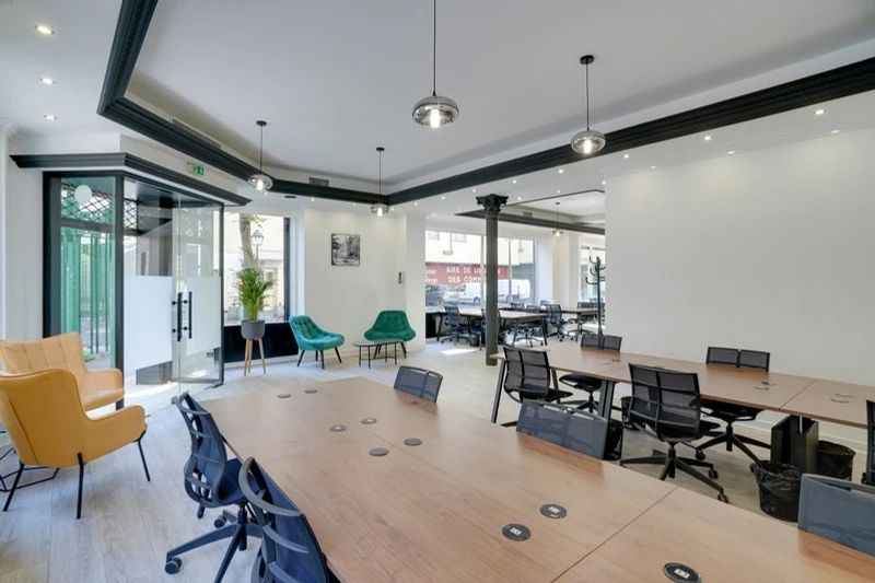 Bureau opéré · 46 à 58 postes · rue Beaubourg, Paris 3e — photo 2/16