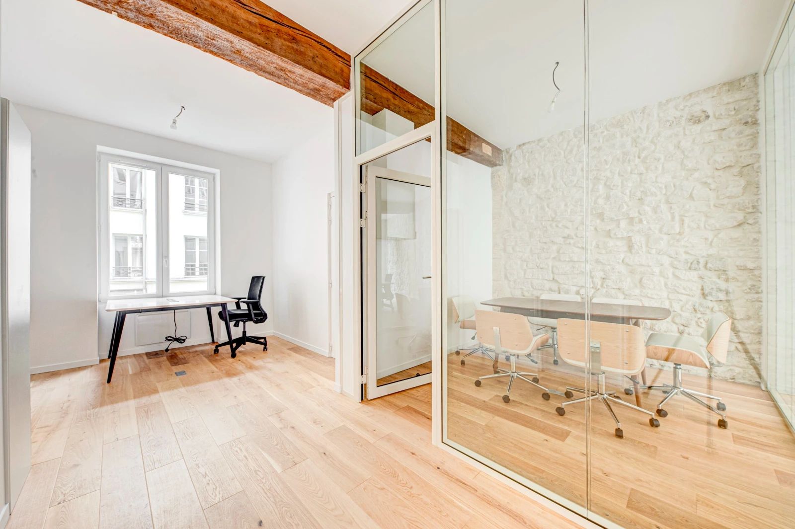 Bureau opéré · 10 à 16 postes · rue Réaumur, Paris 3e — photo 6/6