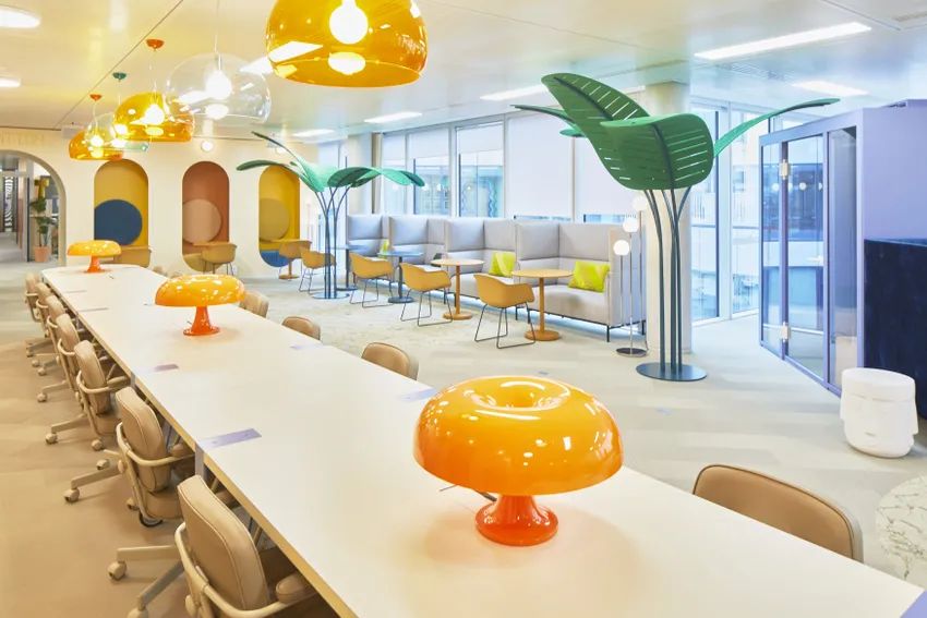 Coworking · 1 à 1500 postes · avenue du Maine, Paris 14e — photo 5/5