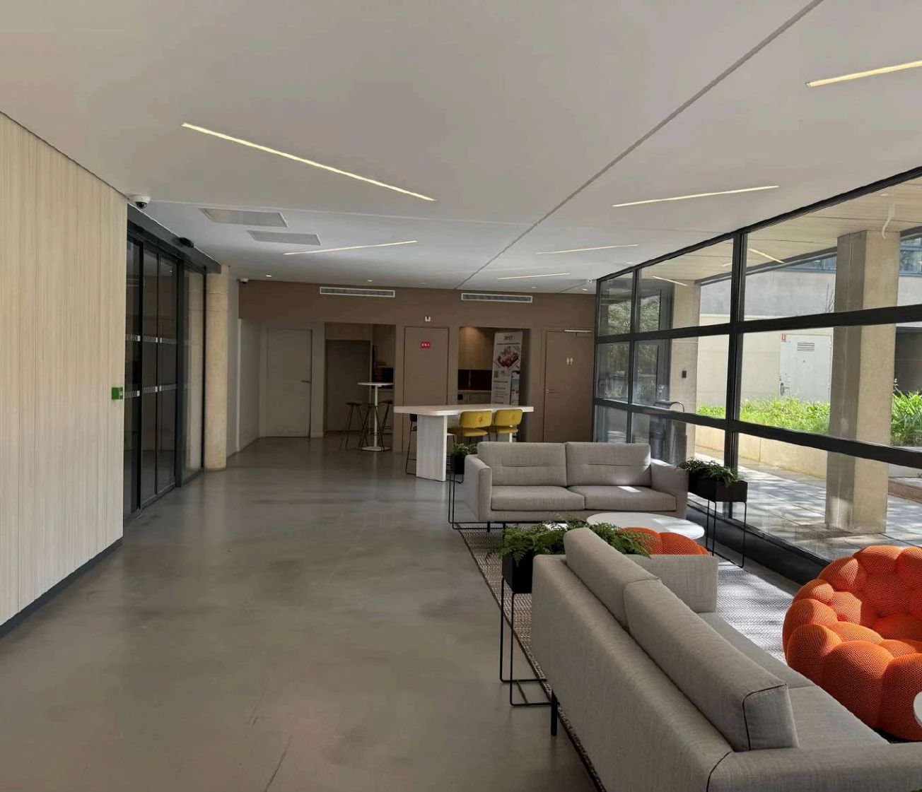 Coworking · 120 postes · avenue Maurice Thorez, Ivry-Sur-Seine — photo 9/13