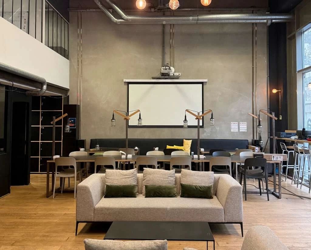Bureau opéré · 40 à 60 postes · rue du chemin Vert, Paris 11e — photo 9/9