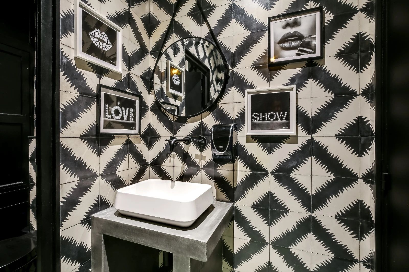 Bureau opéré · 30 à 34 postes · rue d'Uzès, Paris 2e — photo 8/13