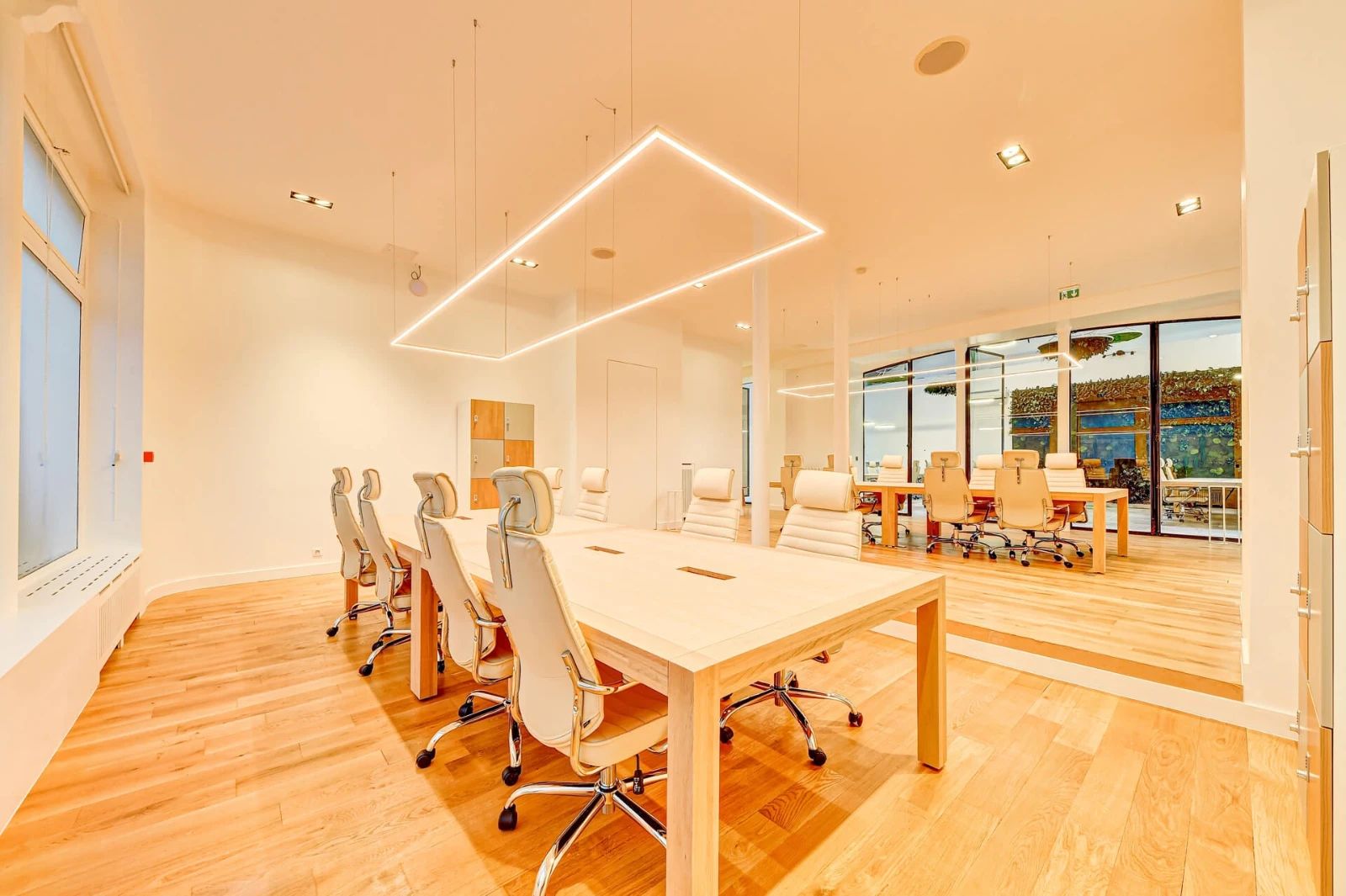 Bureau opéré · 70 postes · rue Oberkampf, Paris 11e — photo 6/11