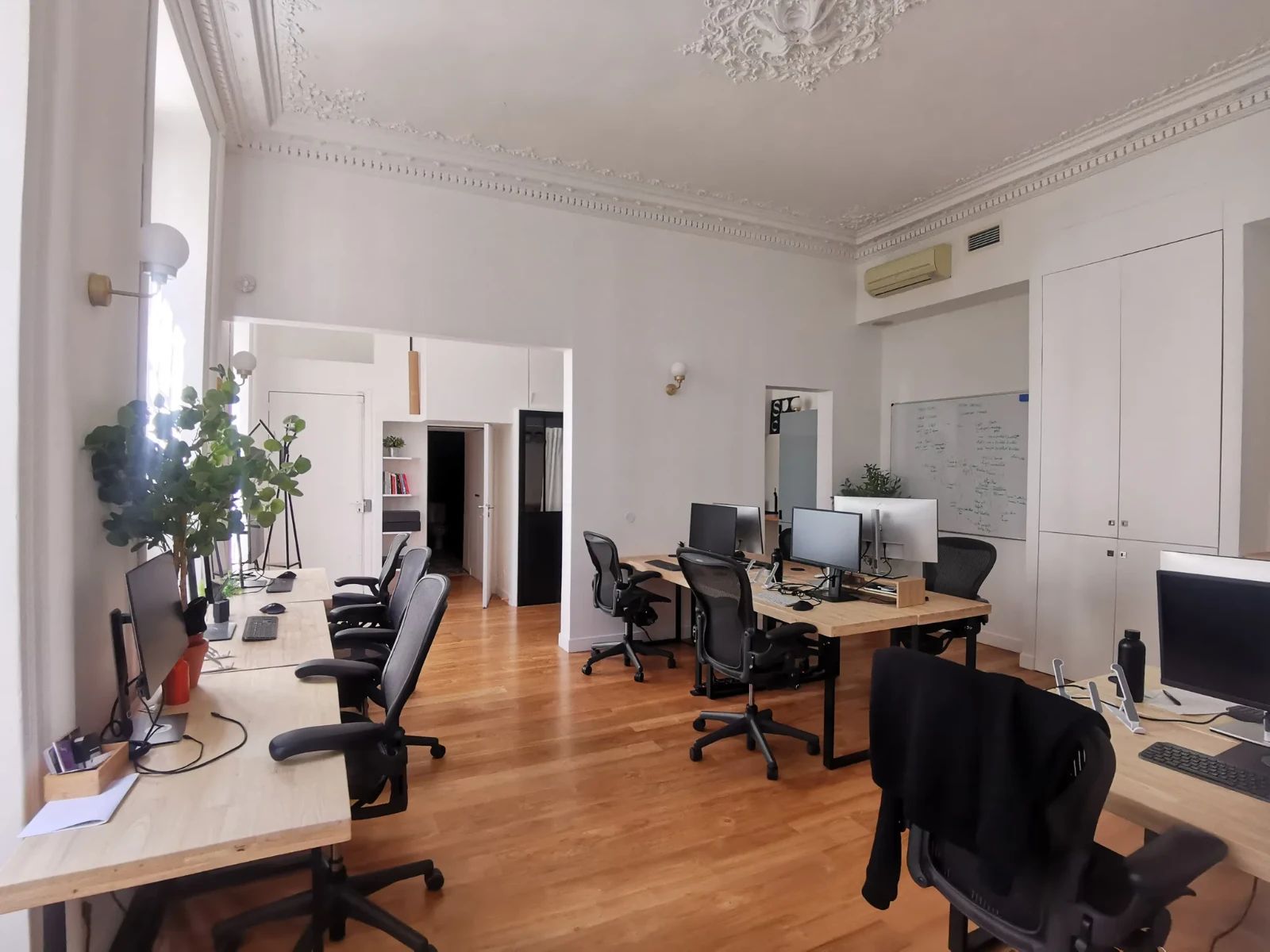 13 rue des Petites-Écuries, bureau flexible à 75010 Paris — photo 1/6